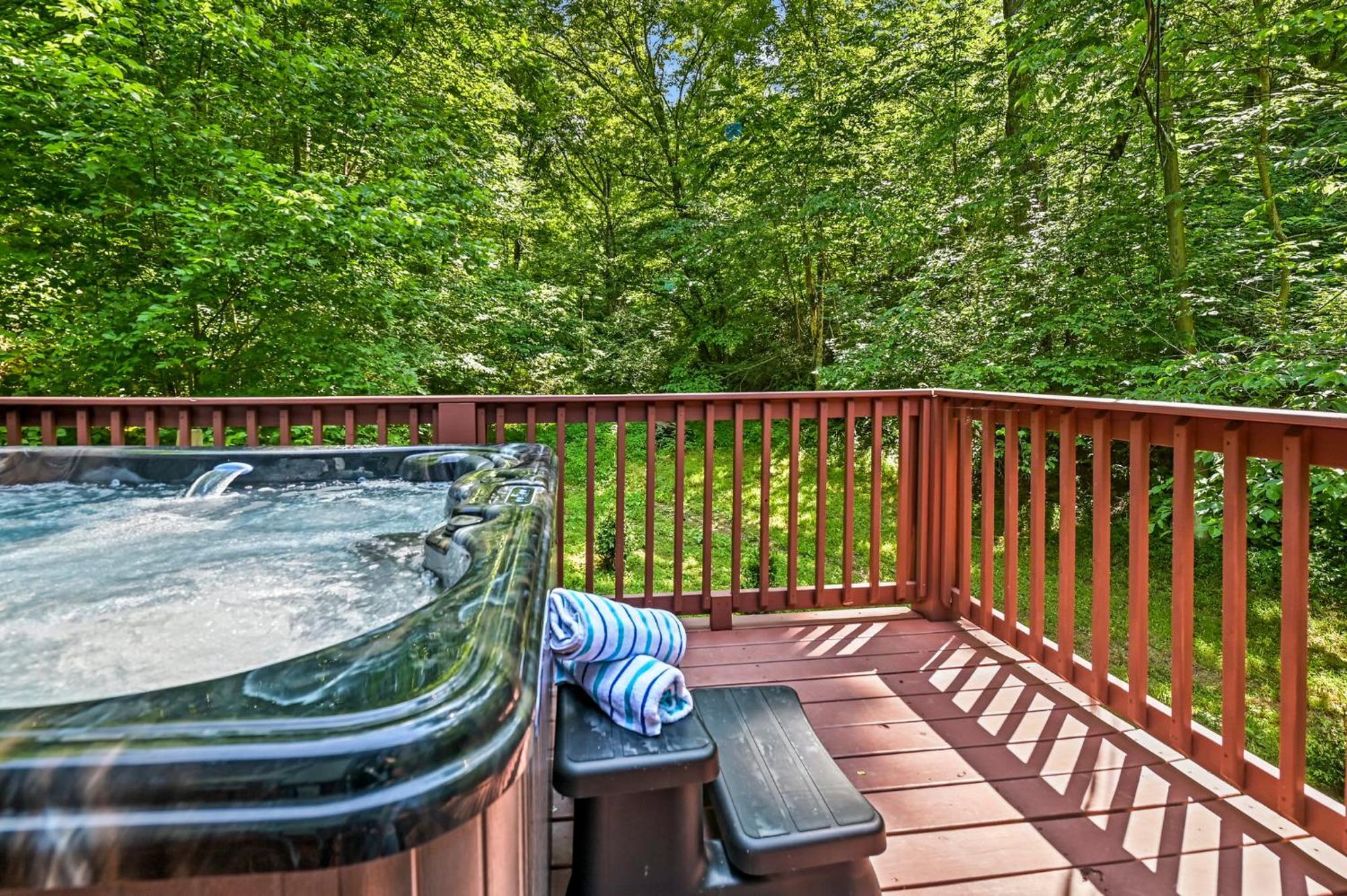 Smoky Mountains Hut Tub Cabin Dog Friendly Sevierville Luaran gambar